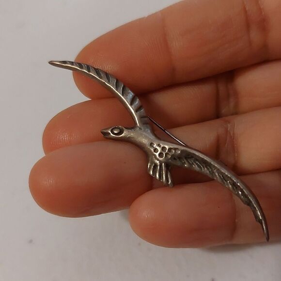 Sterling Silver Mexico Vintage Petite Flying Gliding Eagle Bird Brooch Pin - Picture 2 of 5